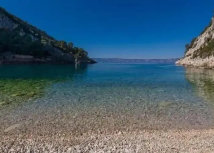 Two Bedroom With Sea View *